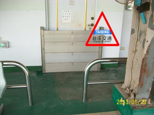 供应上海地下室防汛板