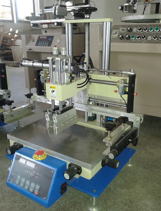 供应广州益彩全自动3050丝印机，益彩专业生产丝印机，全自动丝印机图片