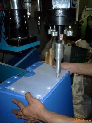 供应扬州中空板超音波焊接机图片