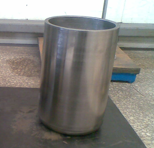 供应用于镀膜机的|长晶炉的|铆接和焊接的坩锅 钽坩锅 钼坩埚 钨坩埚  镍坩埚图片