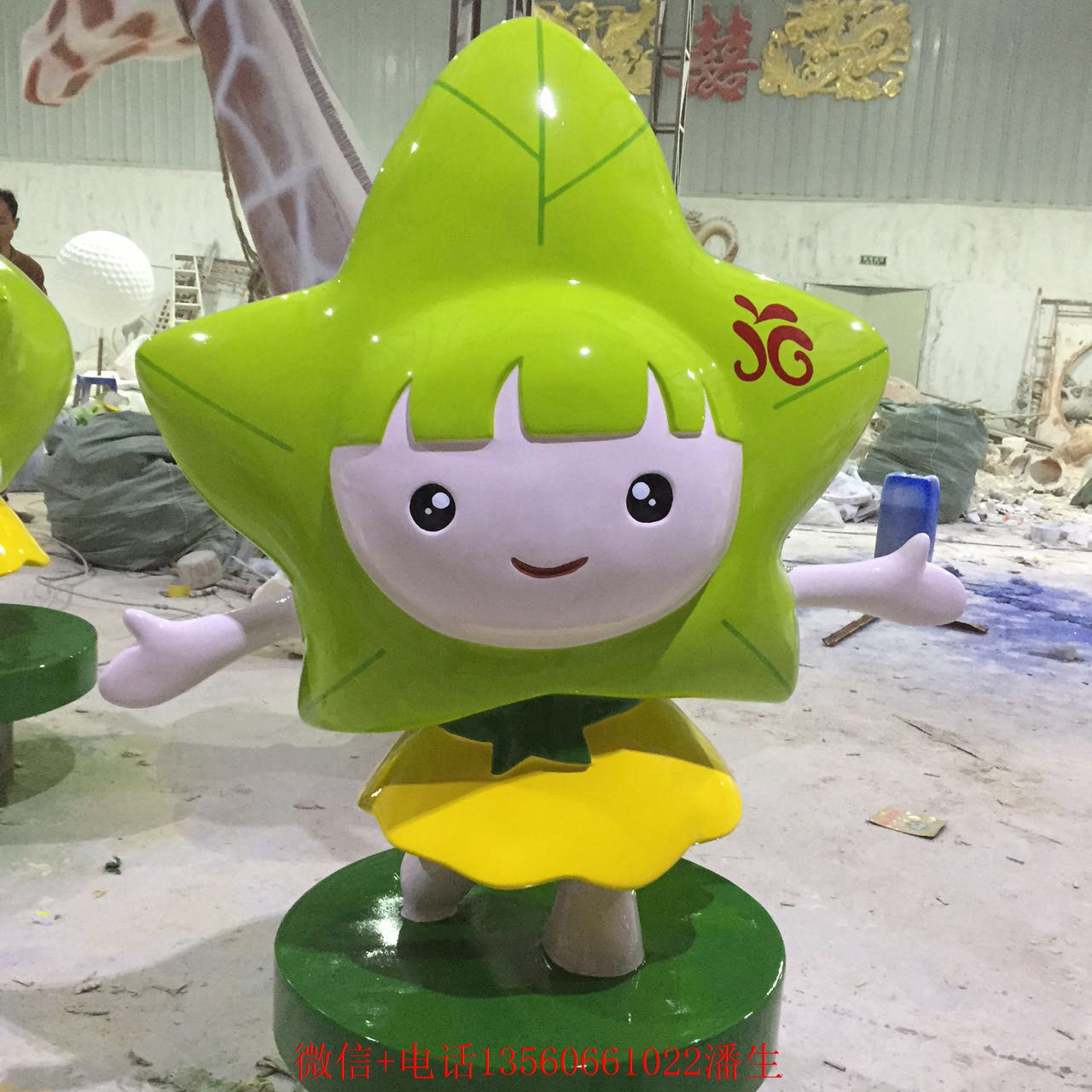 供应深圳市卡通雕塑卡通小女孩雕塑厂家，深圳市卡通雕塑卡通小女孩雕塑生产厂家，欢迎来电咨询与订购。图片
