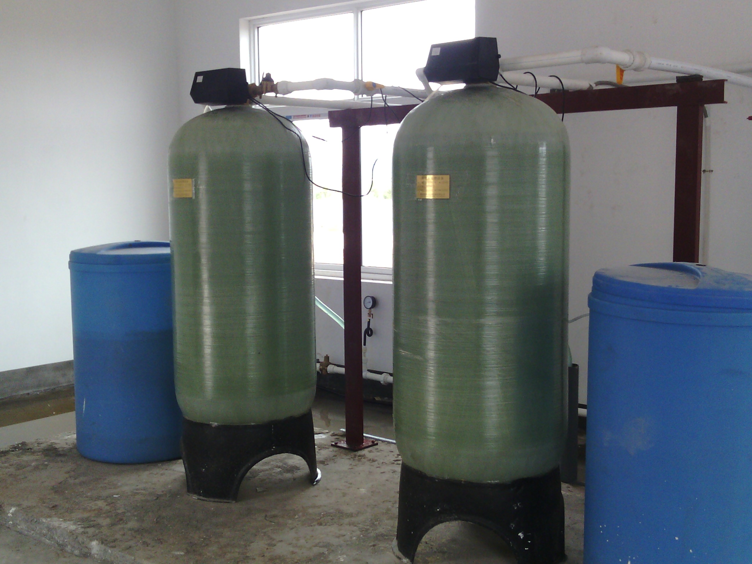 供应软水过滤器，水处理设备，纯水工艺安装