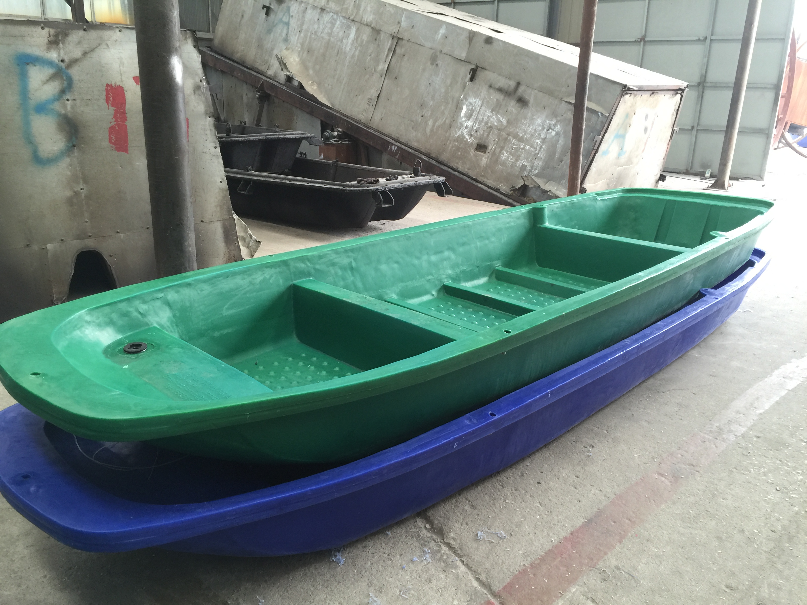 供应3米塑料渔船 环保型渔船  新型坚固塑料渔船