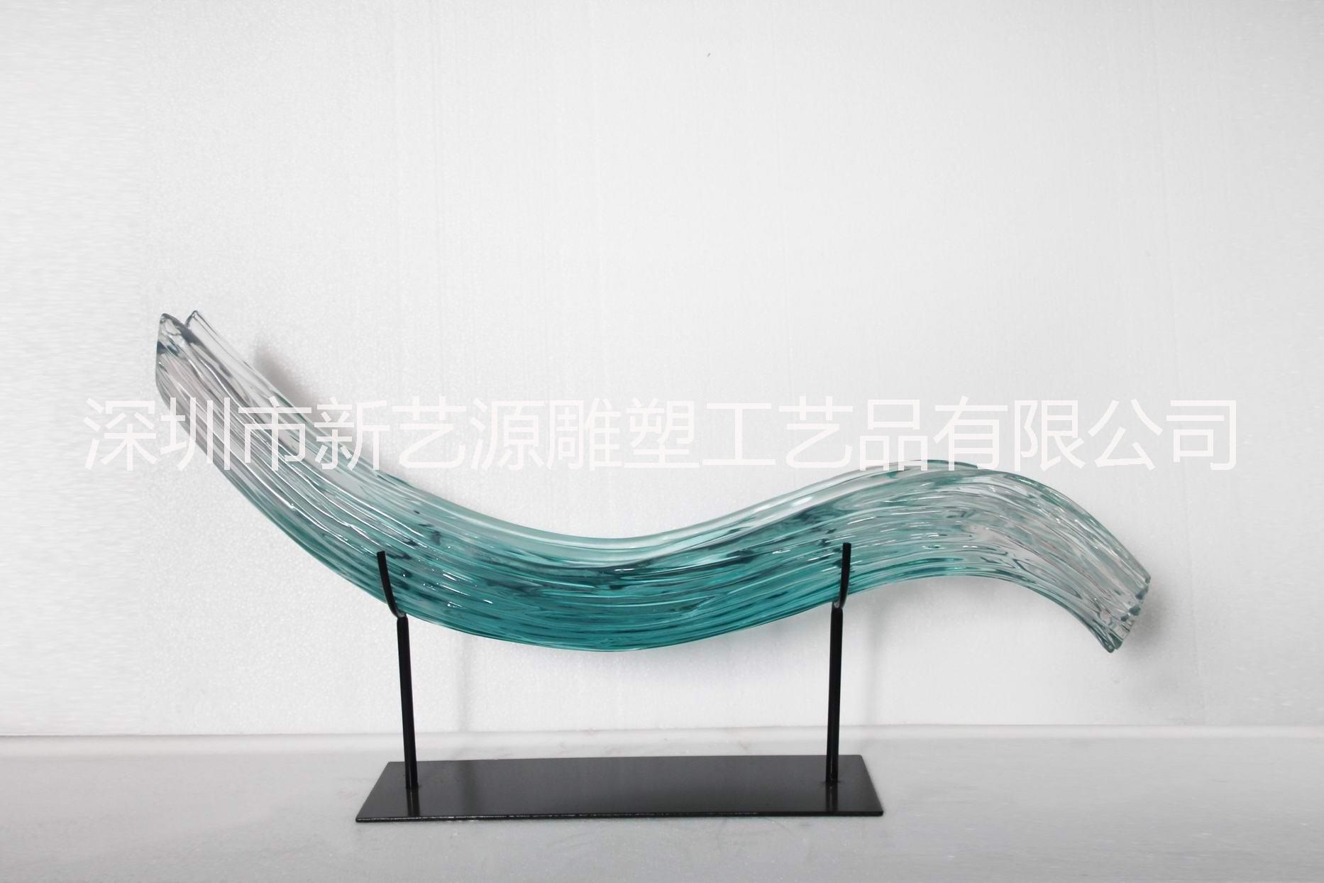 深圳市树脂透明雕塑厂家树脂透明雕塑