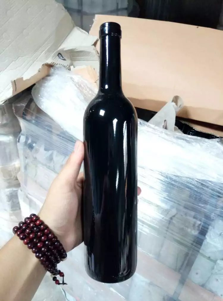 徐州玻璃酒瓶厂家直销图片