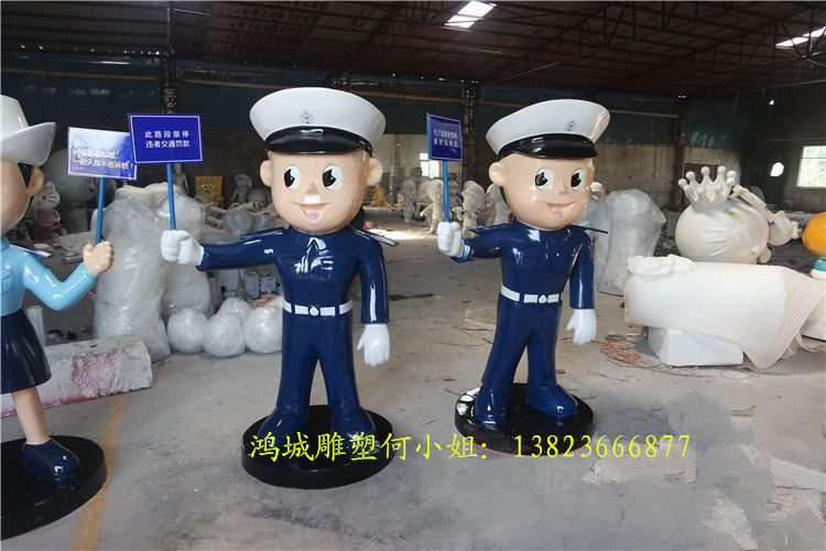 深圳市玻璃钢交警人物雕塑厂家