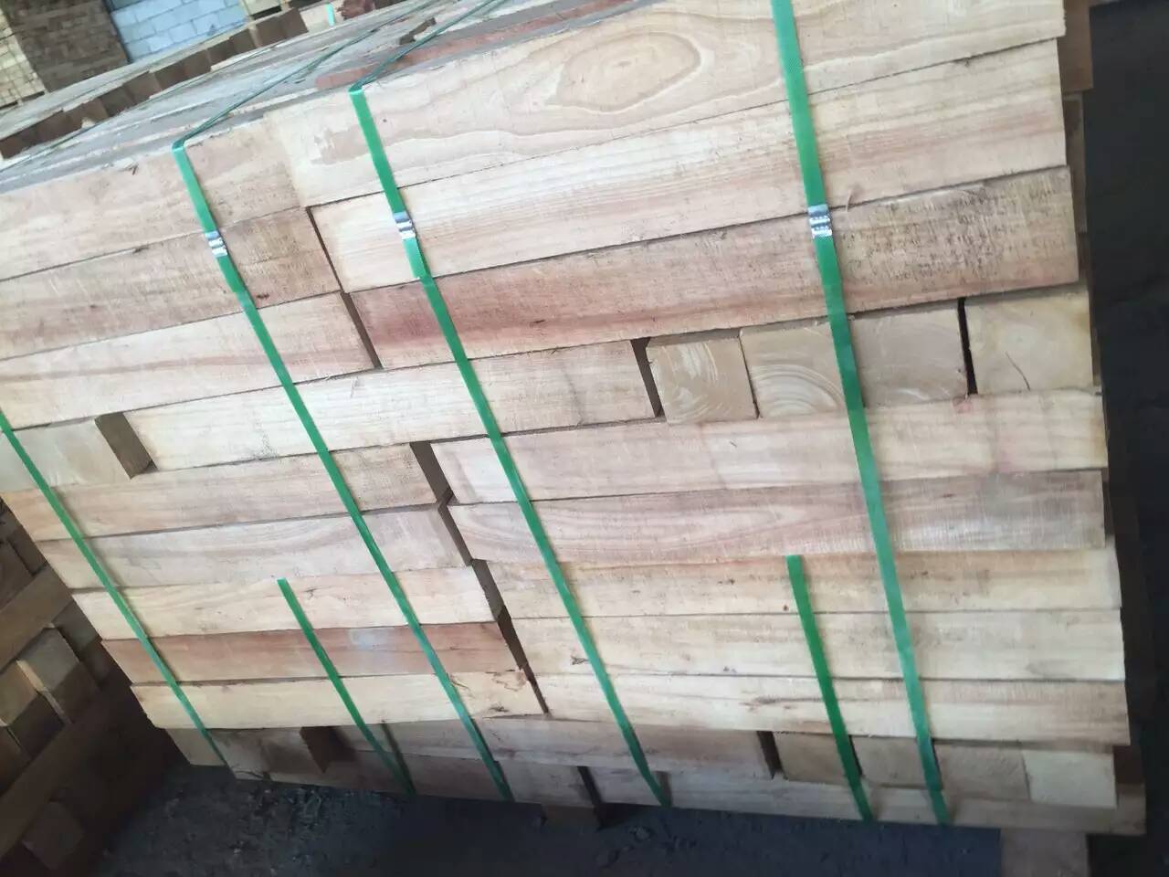 山西哪里有橡胶木批发  橡胶木方条价格 橡胶木价格 橡胶木板材厂