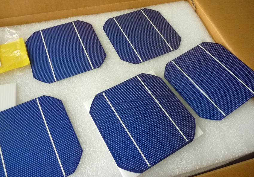 低价出售高效太阳能电池板批发