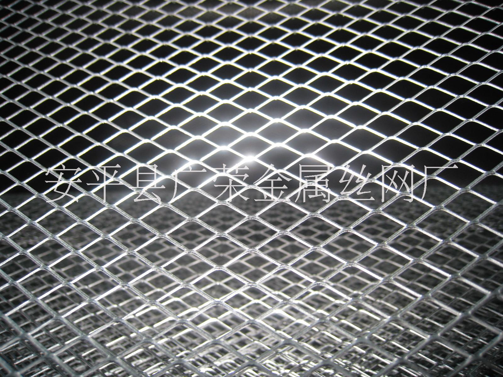 钢板网镀锌铁板钢板网、铝板钢板网、不锈钢钢板网