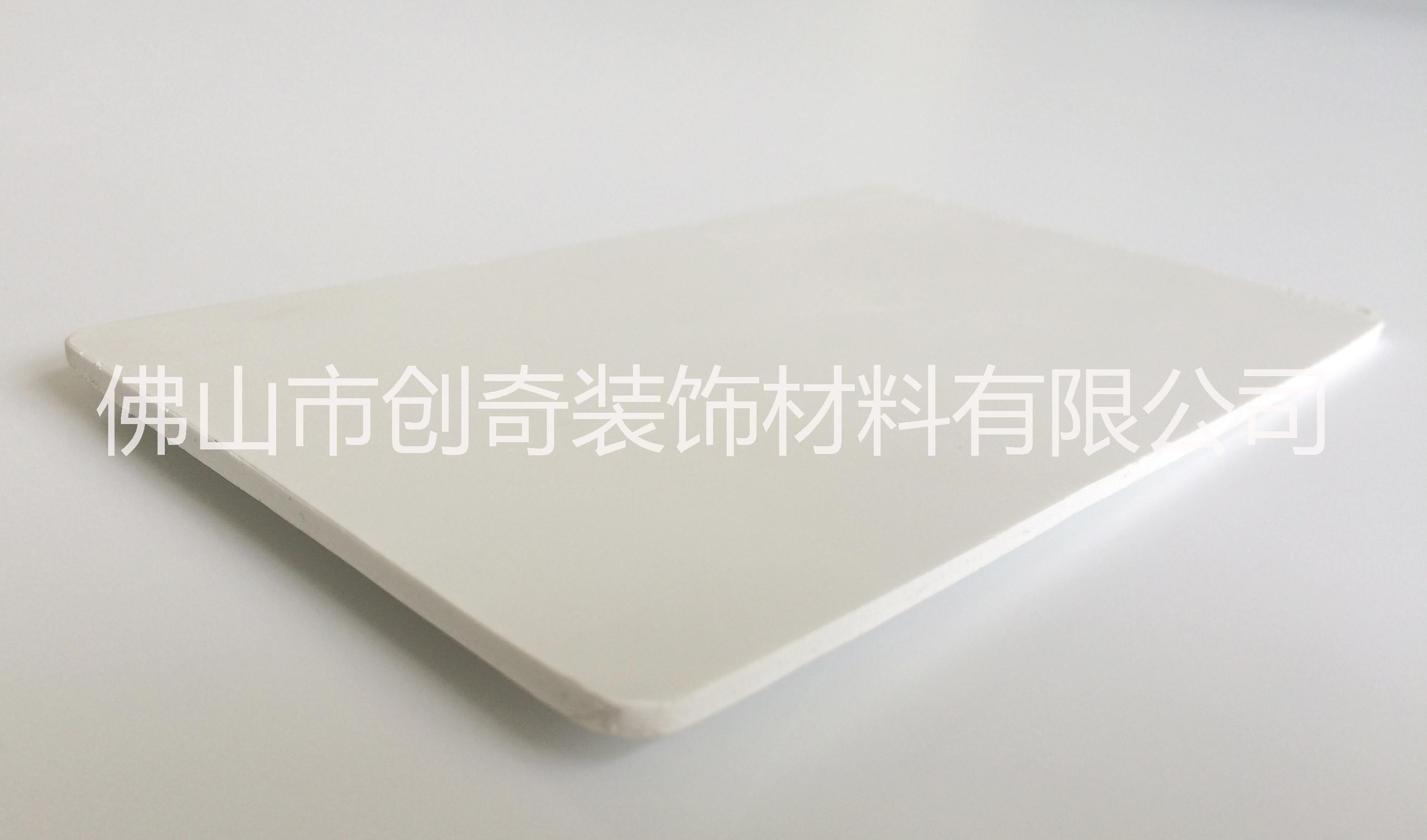 PVC板高中低密1.8厘自由发泡板材 广告展示板胸卡 UV打印图片