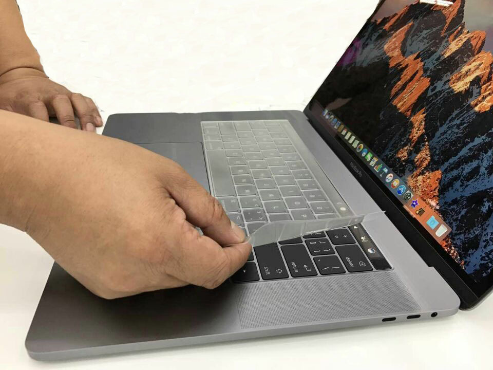 新苹果TPU键盘膜款带触控屏批发