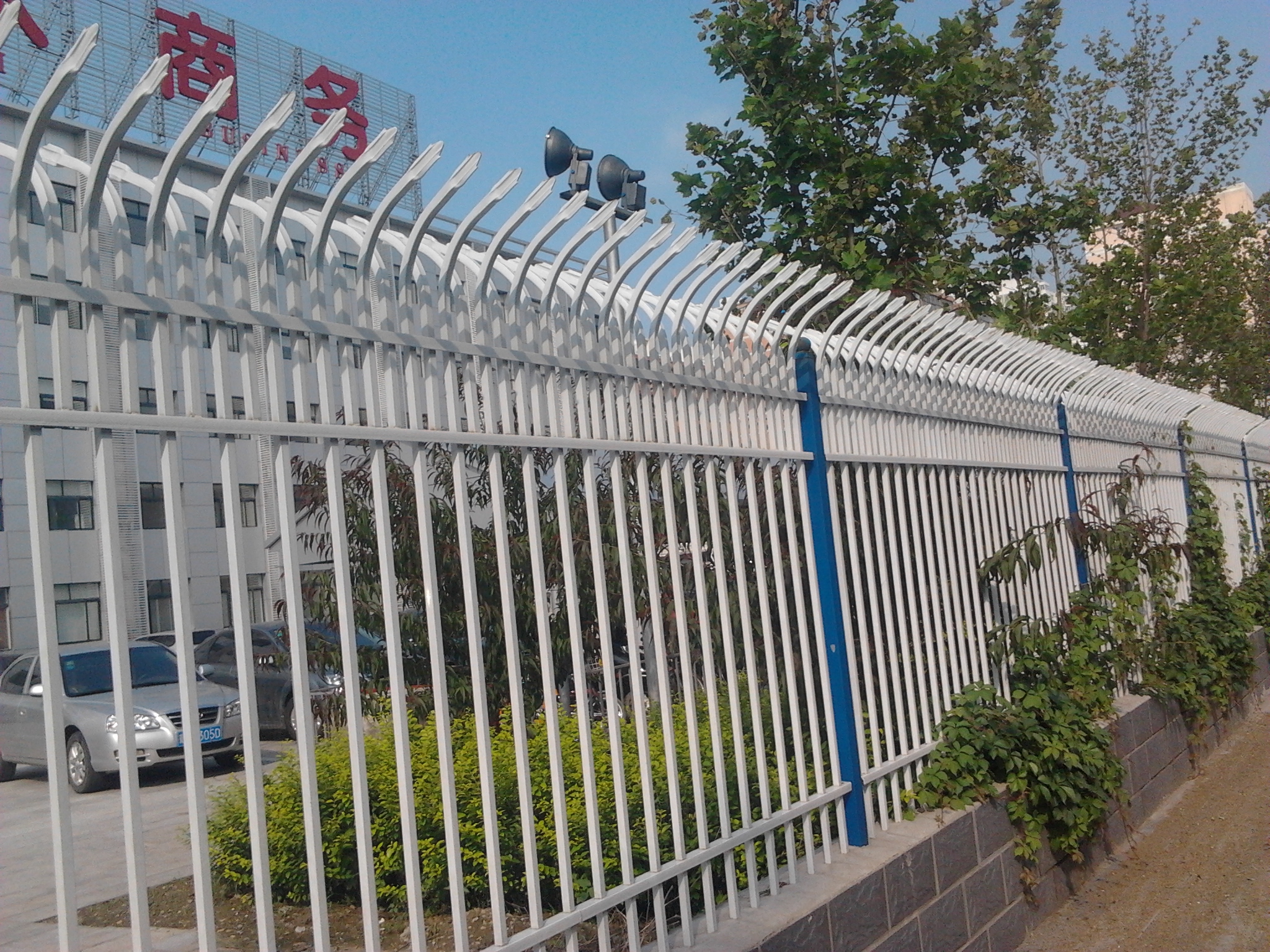 衡水市小区锌钢护栏网厂家