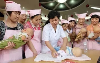 上海月嫂培训中心 上海母婴护理培训学校 上海月嫂培训中心哪家好图片