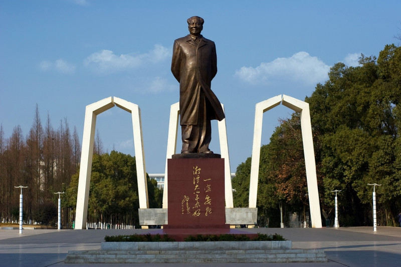 毛泽东 肖像雕塑设计 肖像制作厂家 玻璃钢肖像制作 石膏肖像图片