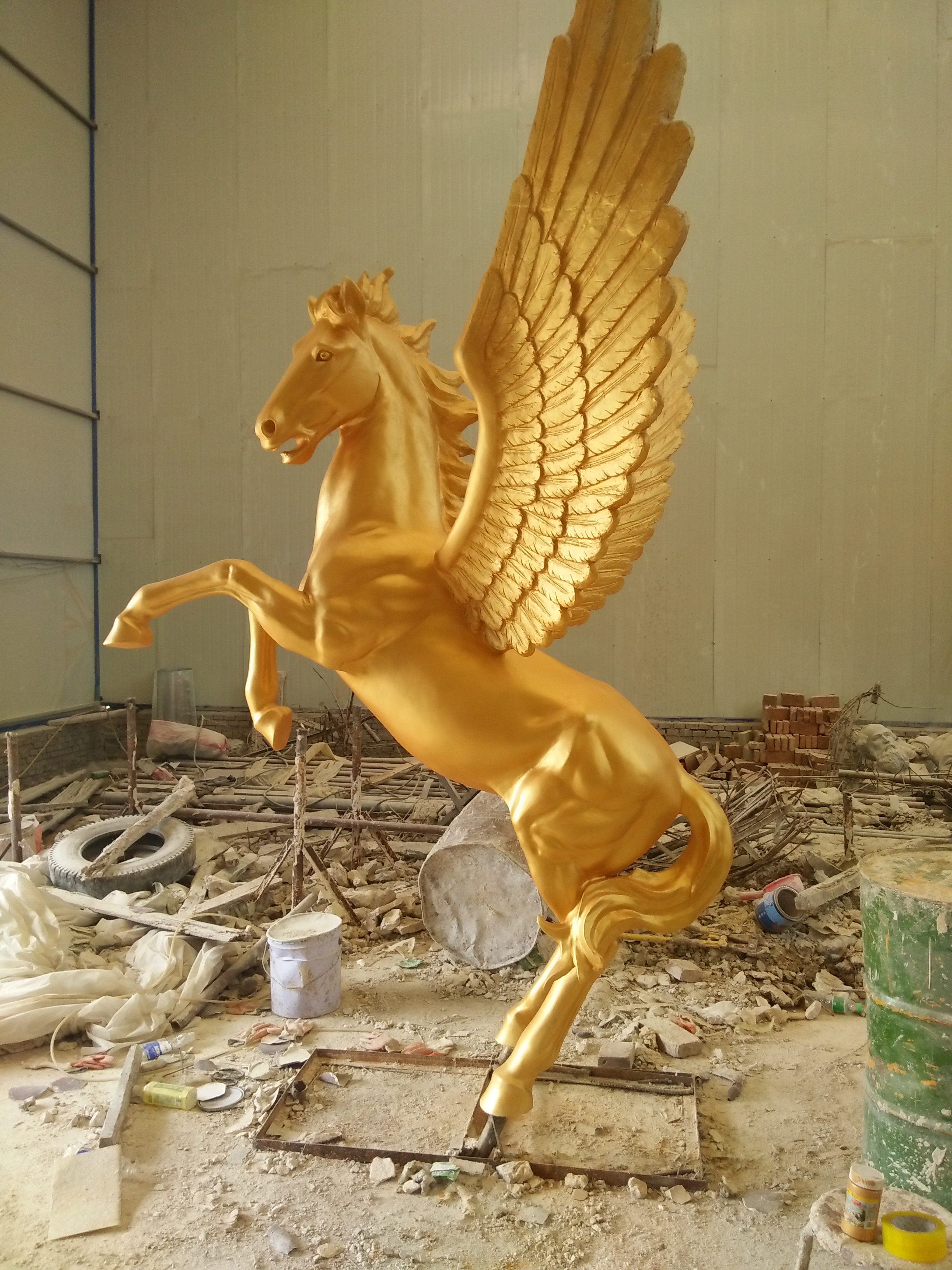 飞马雕塑展翅马雕像摆件玻璃钢 景观飞马带翅膀奔腾振业马模型马 玻璃钢飞马雕塑