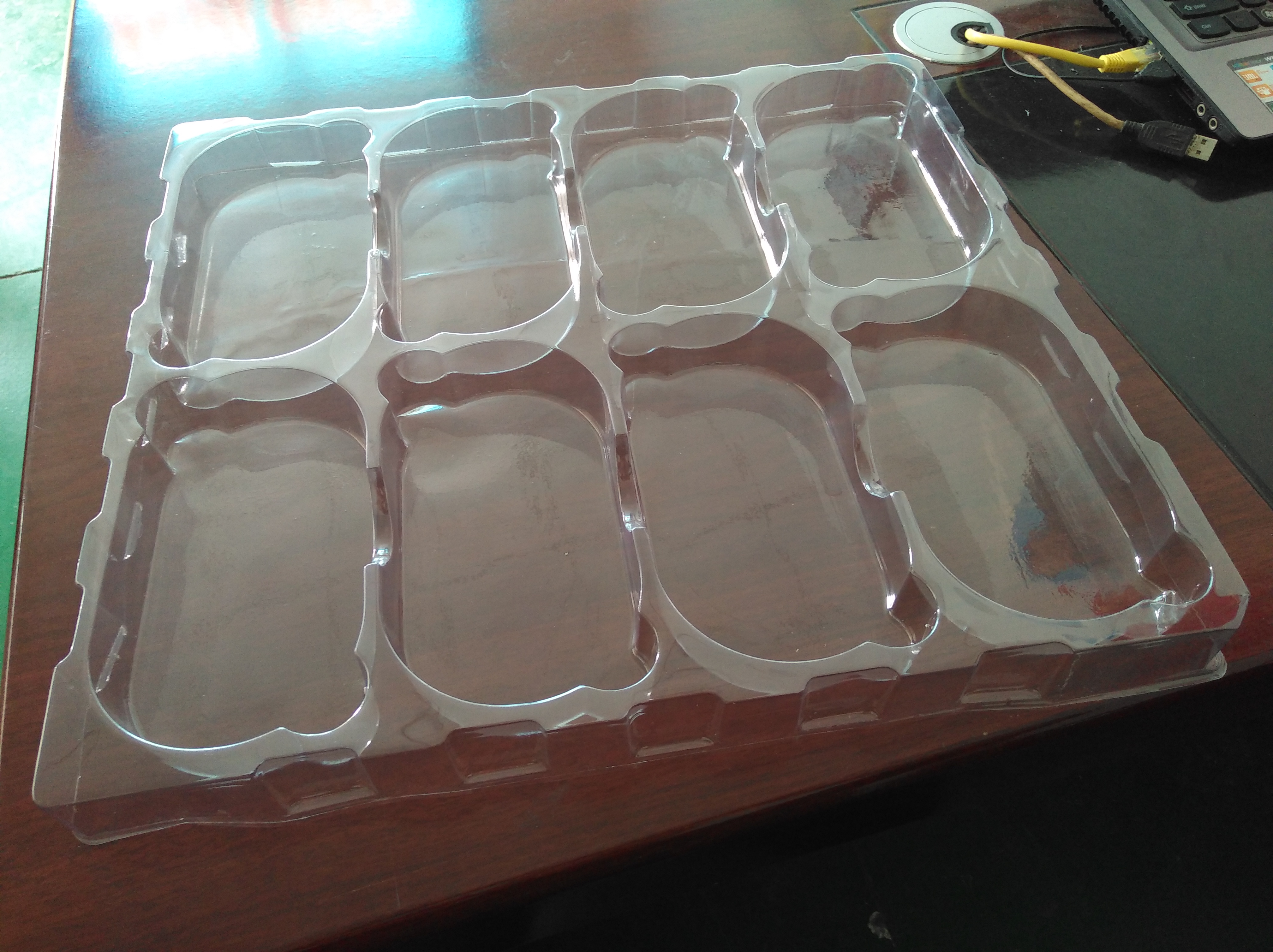 深圳坪地包装盒加工厂  电子元件吸塑托盘 透明吸塑内托