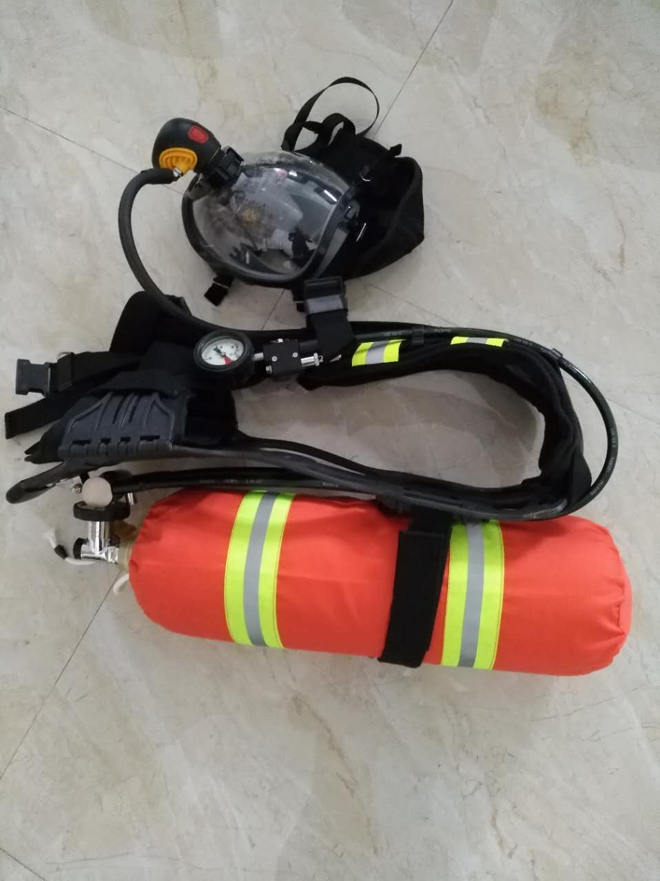 消防正压式空气呼吸器6.8升空气呼吸器报告齐全