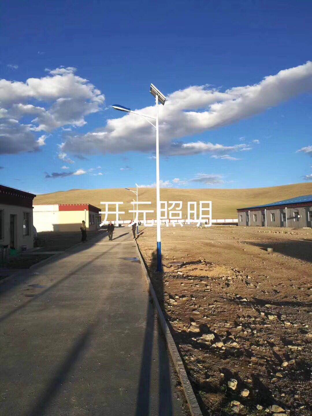 西藏那曲班戈县安装6米太阳能路灯批发