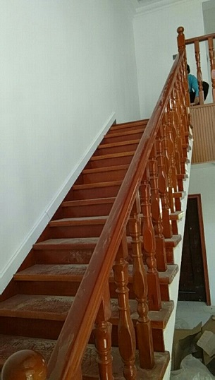 驻马店楼梯定做实木楼梯结构全进口材料高档室内楼梯护栏围栏扶手家用设计