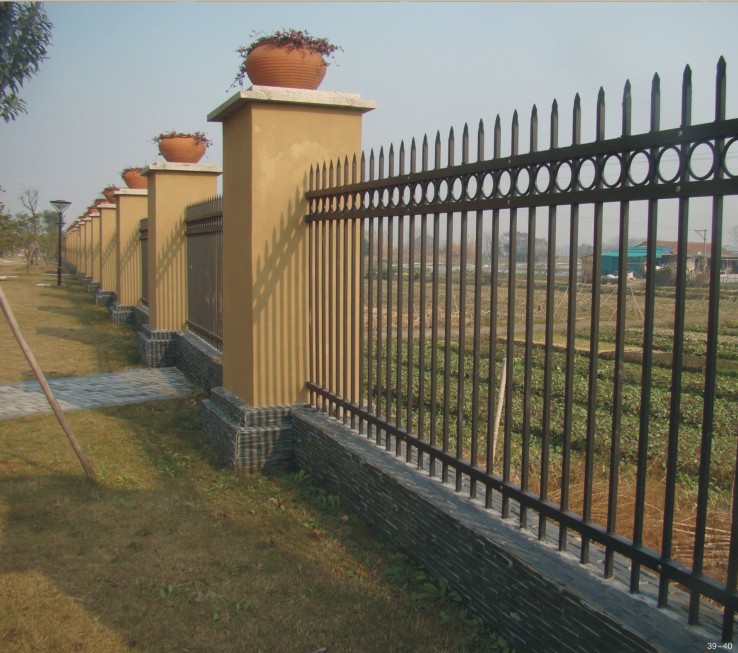 榆林锌钢道路防护栏，别墅围墙栅栏批发