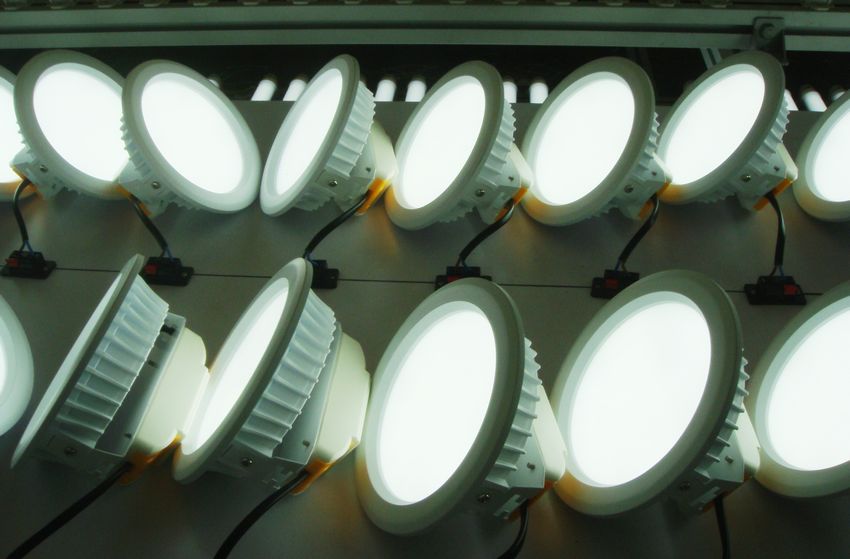 深圳市高品4寸LED筒灯10瓦厂家直销厂家4寸LED嵌灯10瓦厂家直销 高品4寸LED筒灯10瓦厂家直销
