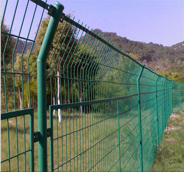 1.8米*3米双边丝浸塑护栏双边丝护栏网 双边护栏网 双边护栏网 现货护栏 1.8米*3米双边丝浸塑护栏网