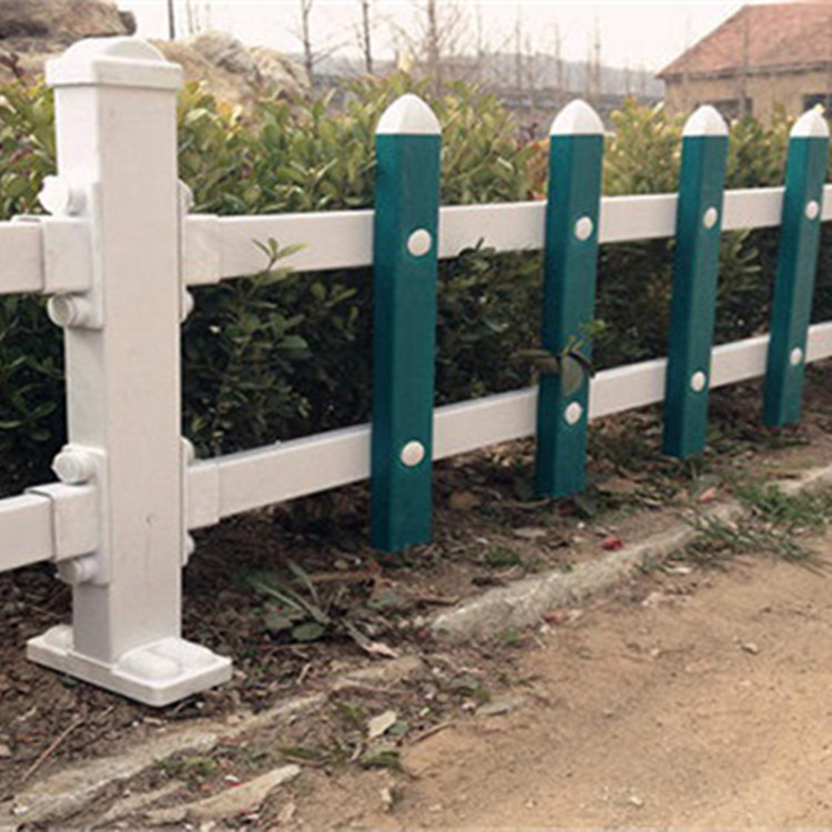 衡水市草坪护栏 篱笆铁艺花园围栏厂家草坪护栏 篱笆铁艺花园围栏 变压器隔离栏