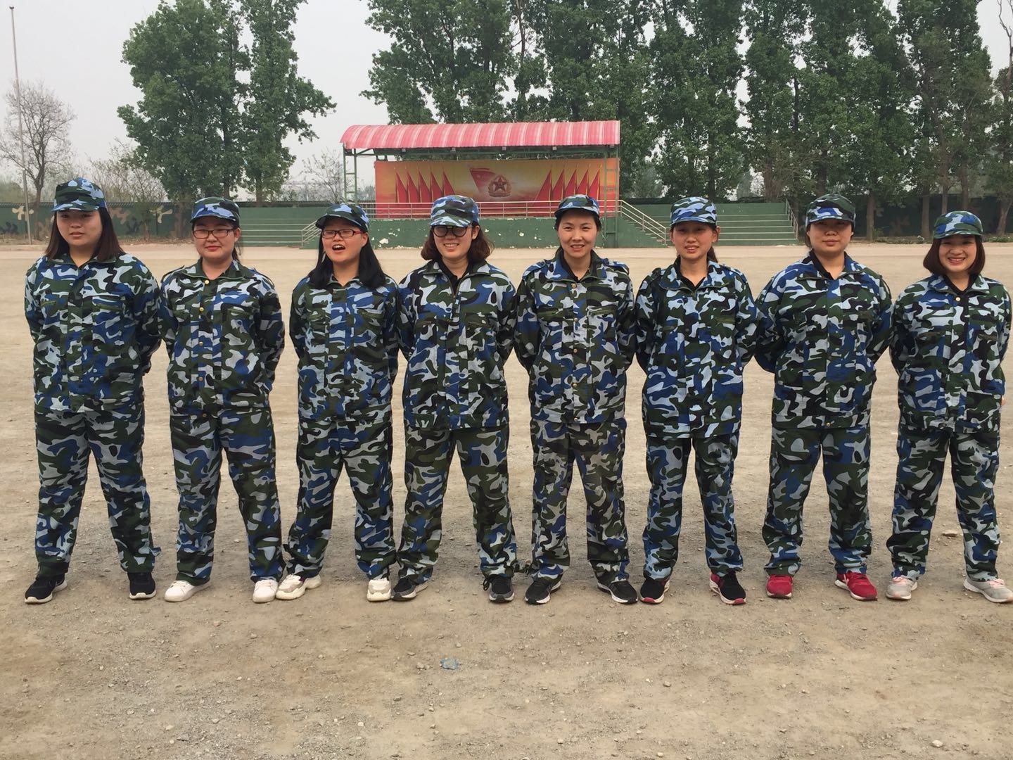 北京军事拓展训练基地 北京企业员工军事训练