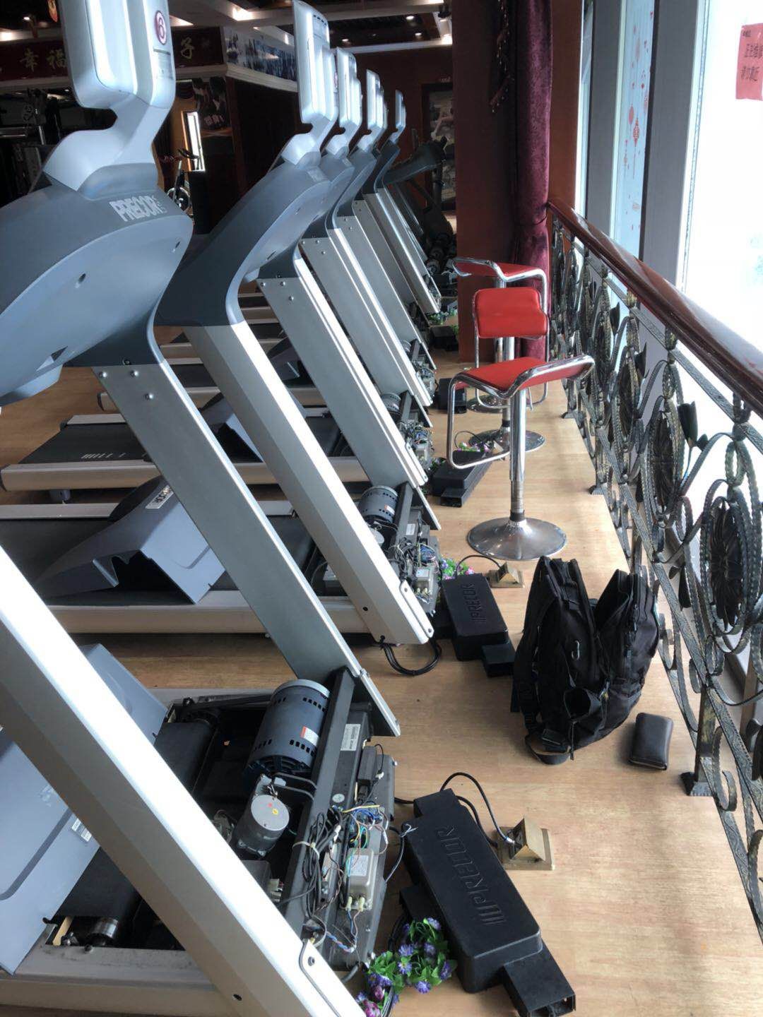 武汉迈宝赫商用跑步机维修保养 健身房跑步机维修 武汉各品牌商用跑步机维修图片
