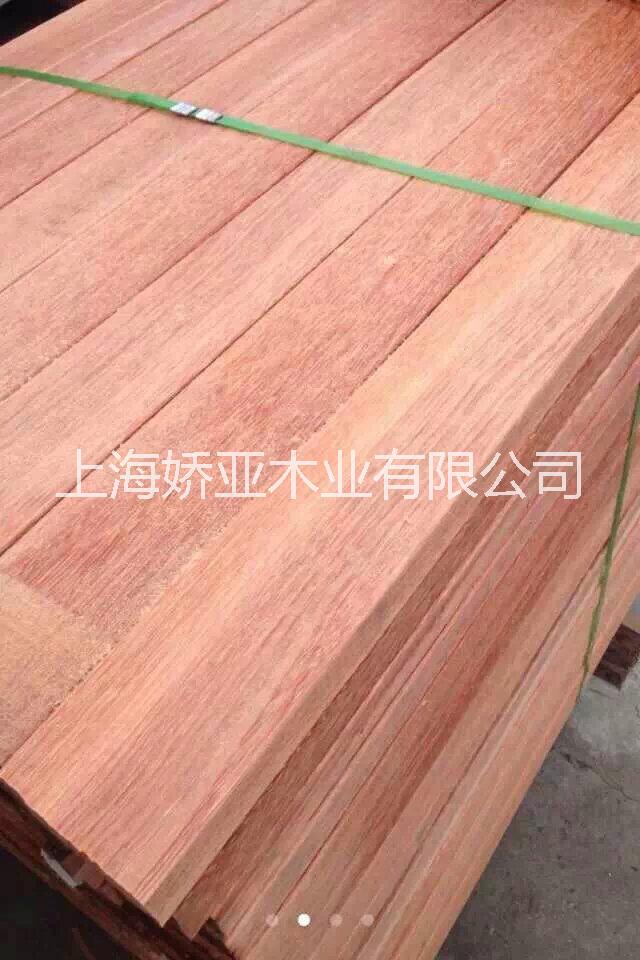 柳桉木木材防腐木厂家定制规格 柳桉木用途