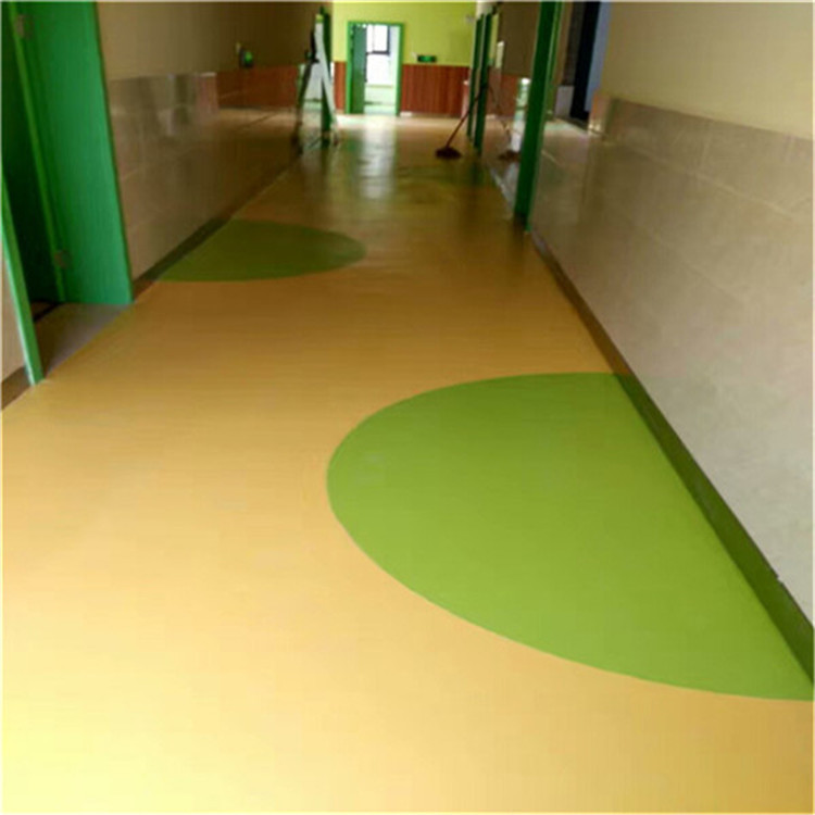 幼儿园塑胶地板批发 幼儿园pvc地板安装 pvc幼儿园地板图片