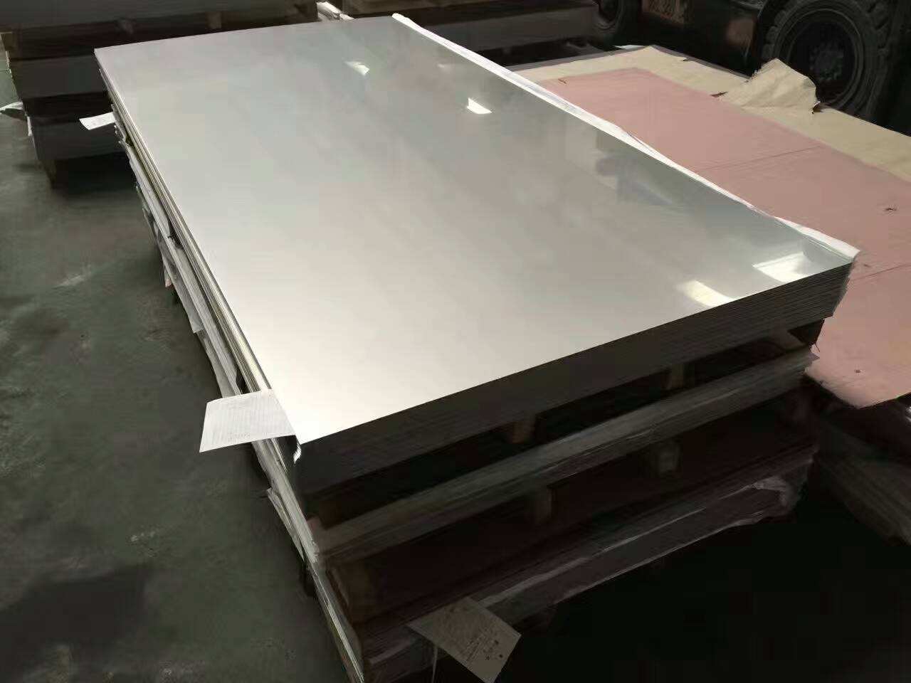 不锈钢板大量现货304 316L不锈钢板 热轧冷轧 抛光耐腐蚀 可开平切割折弯