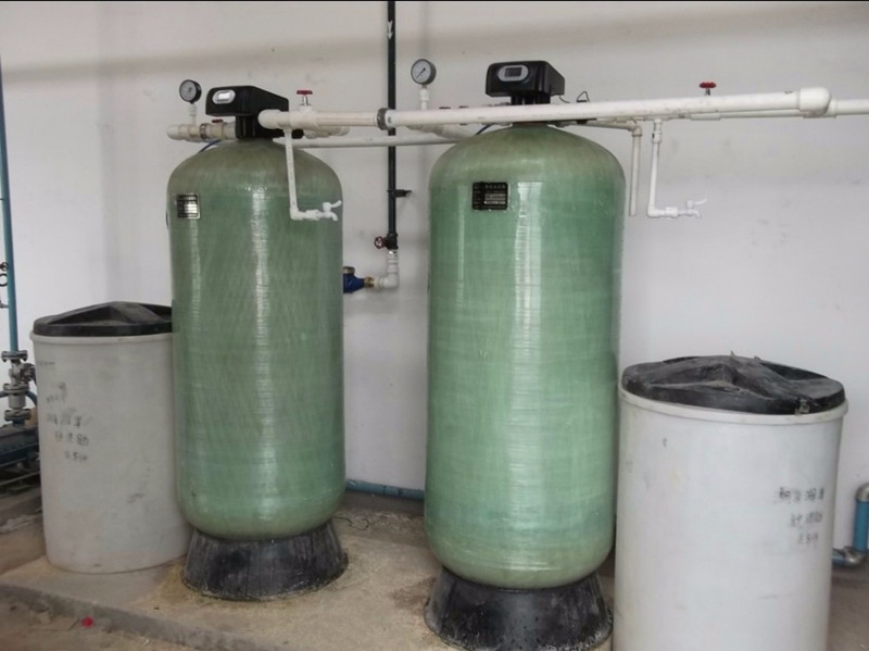 晋中安装整套6吨/时酒店软化水设备价格 净化水垢水碱 自动控制厂家直销