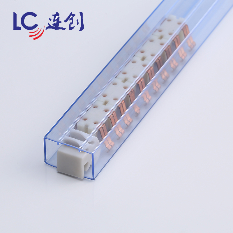 东莞挤塑包装管定制 pvc透明管芯片包装塑料管