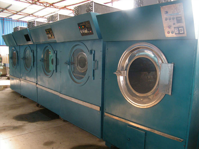 工业洗衣机操作使用应该注意的几点