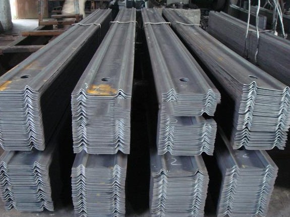 兖州钢带 型号齐全钢带 W型钢带 矿用支护产品厂家图片