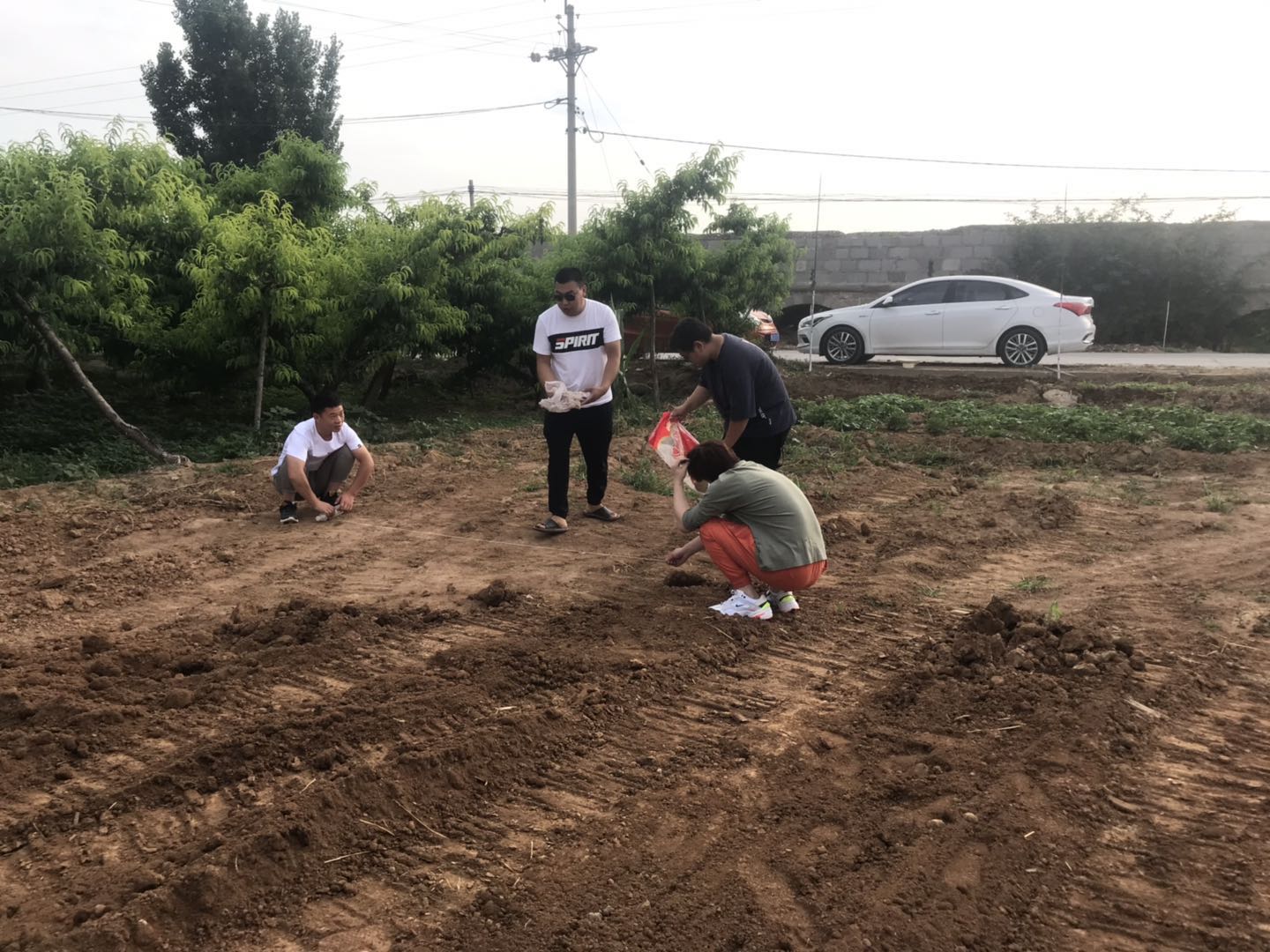 新乡挖掘机培训  挖掘机技术培训 新乡挖掘机培训学校