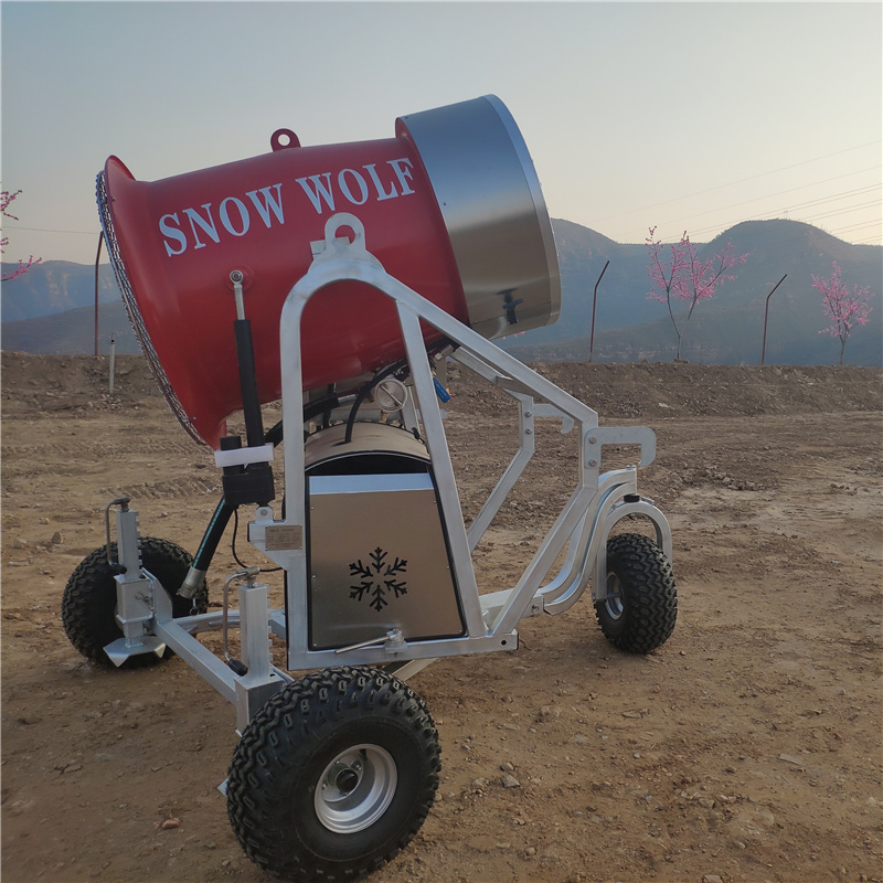 国产滑雪场人工造雪机使用环境 大型可移动造雪机制雪价格 滑雪场造雪机图片