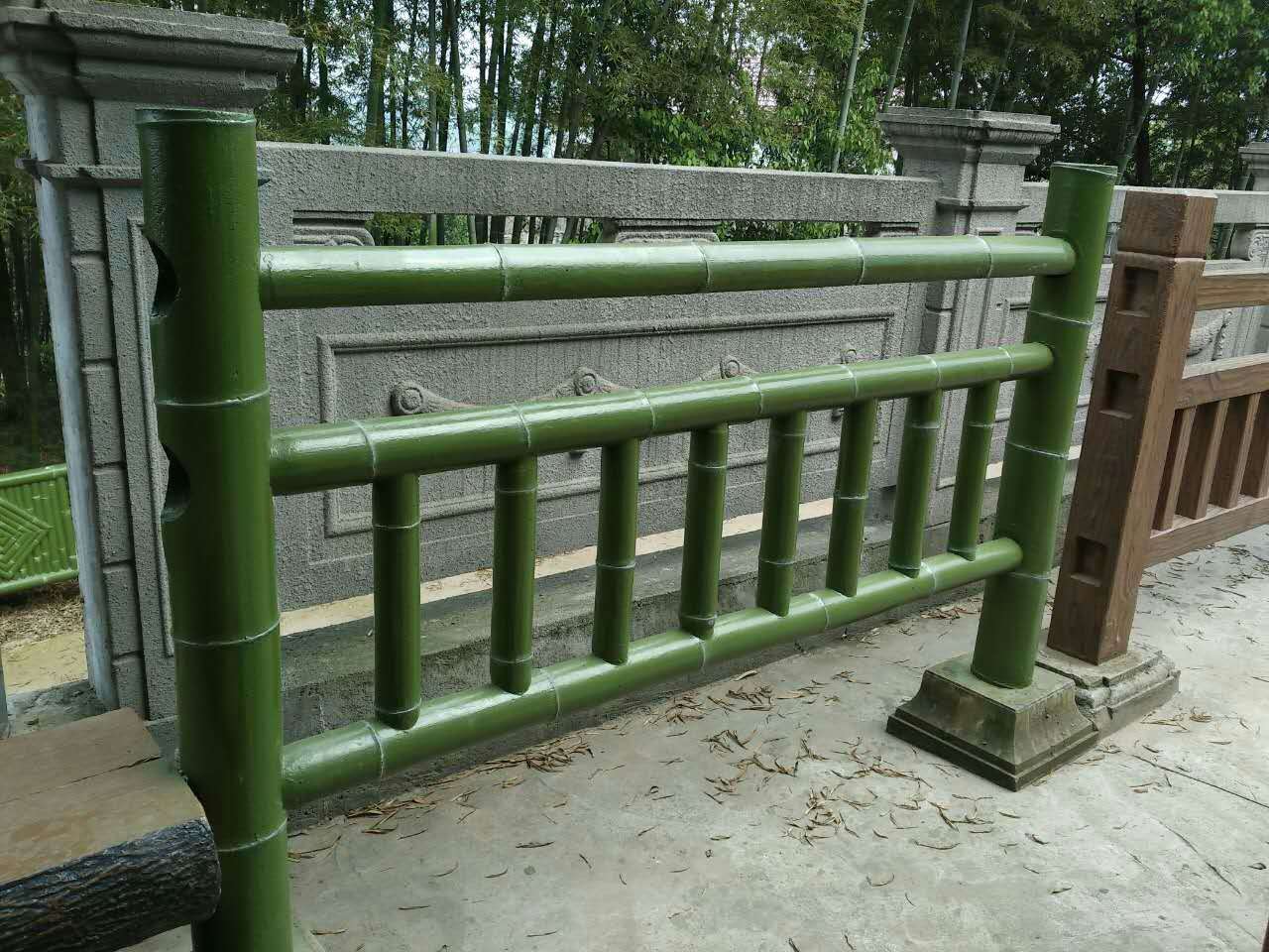 芜湖森林公园水泥仿木护栏造型别致唯美图片