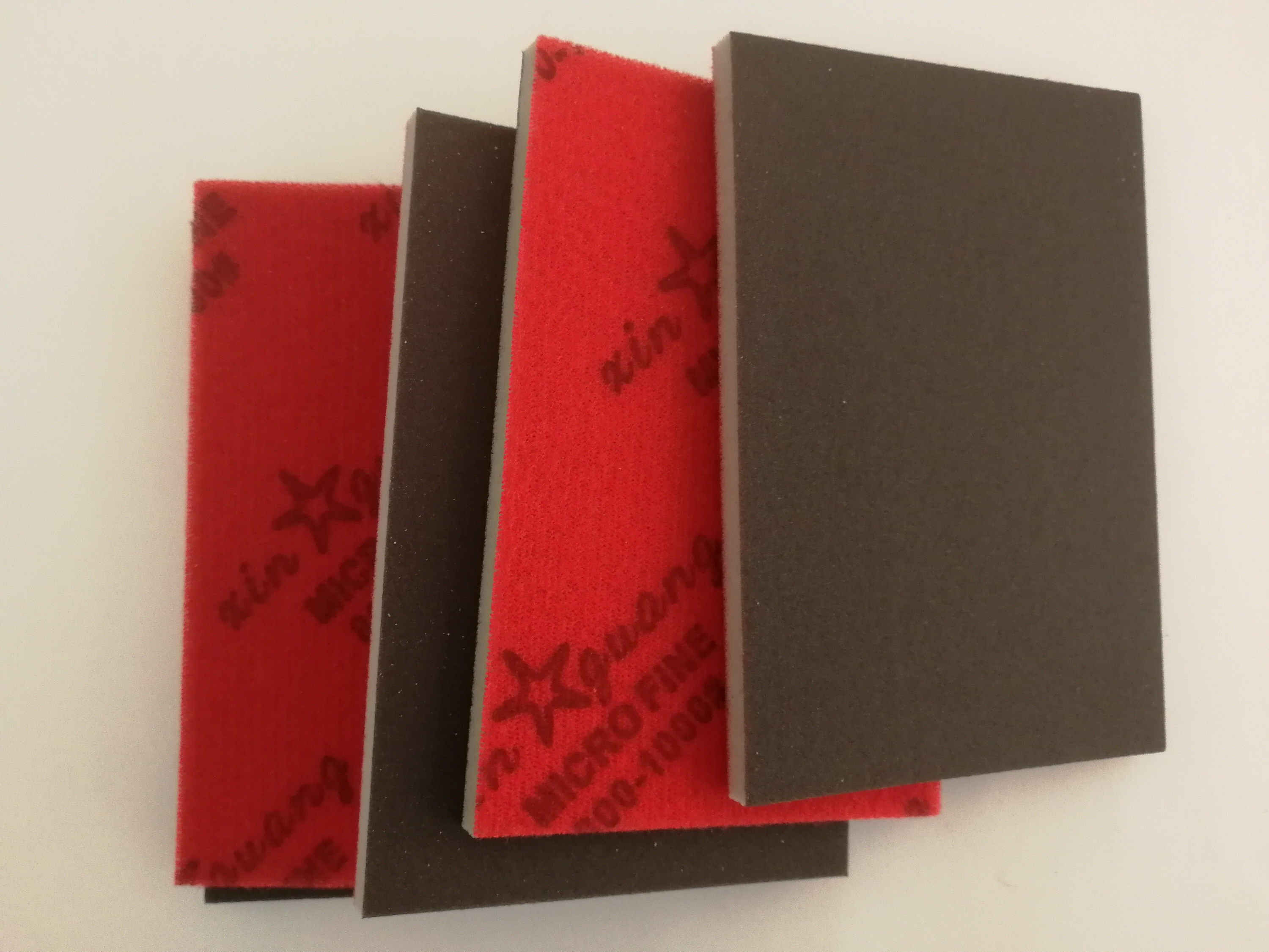 红色绒布黑色砂面碳化硅海绵砂纸800号