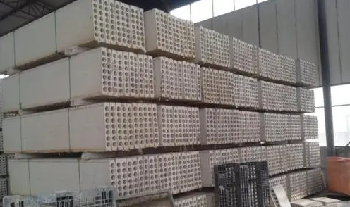 河北硅镁加气空心轻质隔墙板供应商，厂家，定制