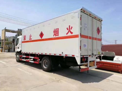 南通到上海常温危险品运输物流公司时效   南通往上海直达整车物流图片