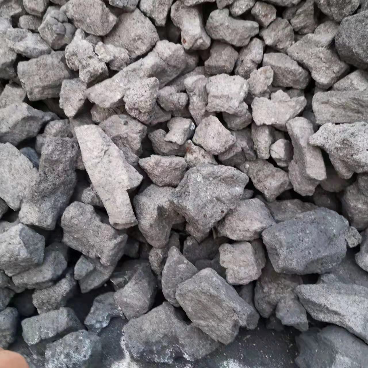 内蒙焦炭厂家供应，焦炭批发，焦炭价钱，焦炭供货商 内蒙焦炭