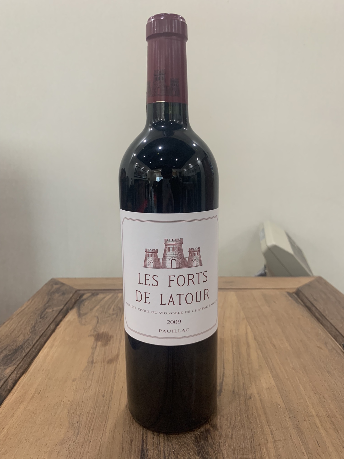 拉图庄园副牌干红葡萄酒2009年Les Forts De Latour小拉图