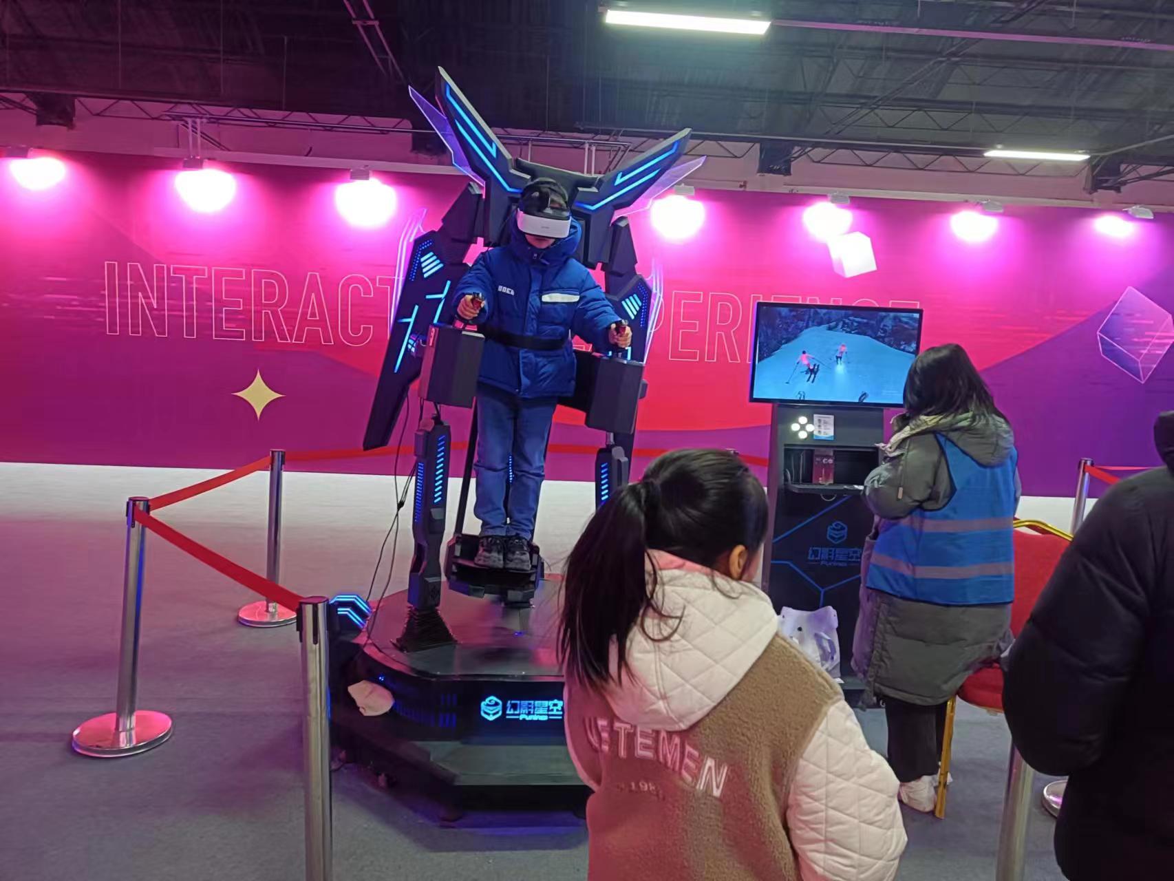 VR滑雪出租VR冲浪租赁VR神舟飞船VR赛车设备科技巡展