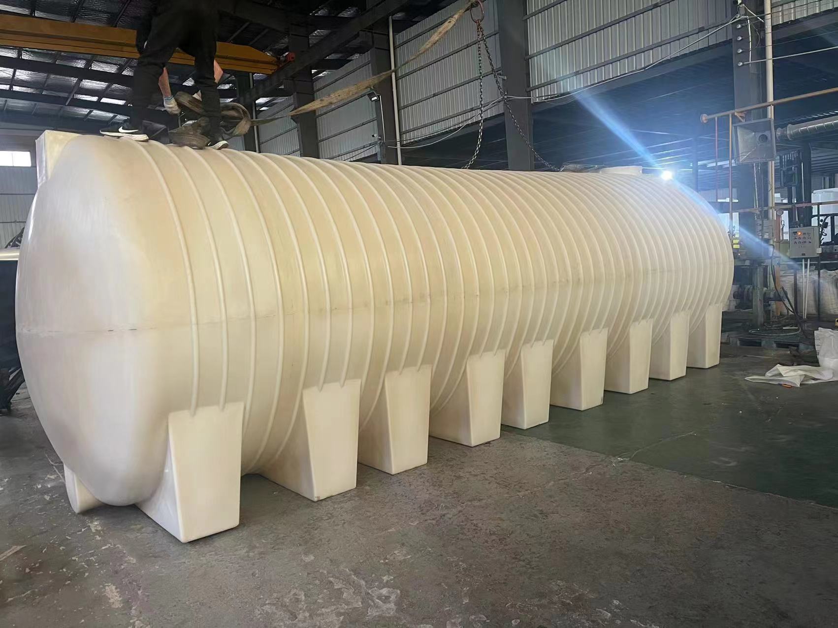 30吨加厚PE卧式塑料储罐批发