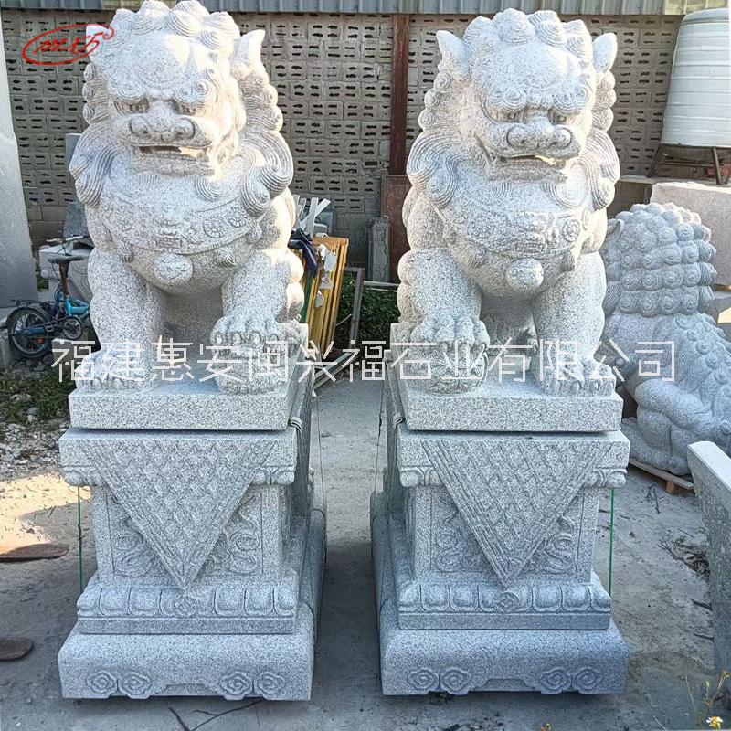 泉州石雕狮子酒店大门芝麻白北京狮雕塑祠堂石狮子摆件批发