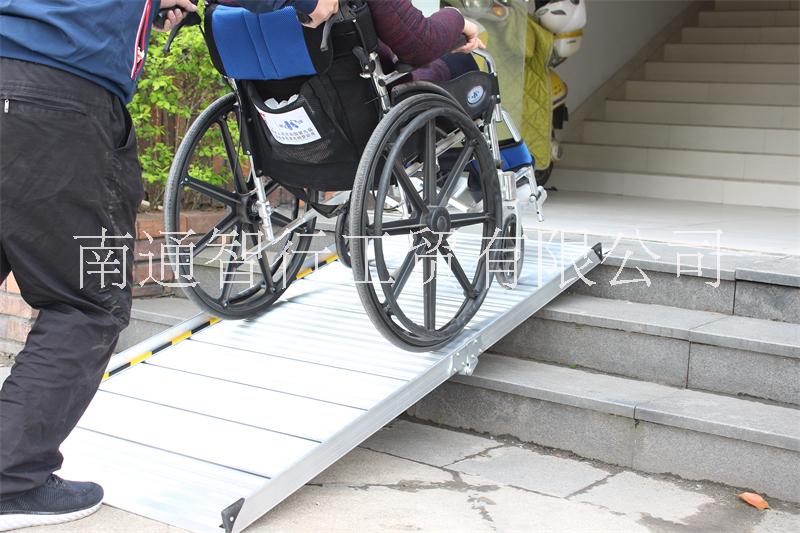 智行无障碍XPB-BH铝合金残疾人轮椅斜坡板 铝合金斜坡板