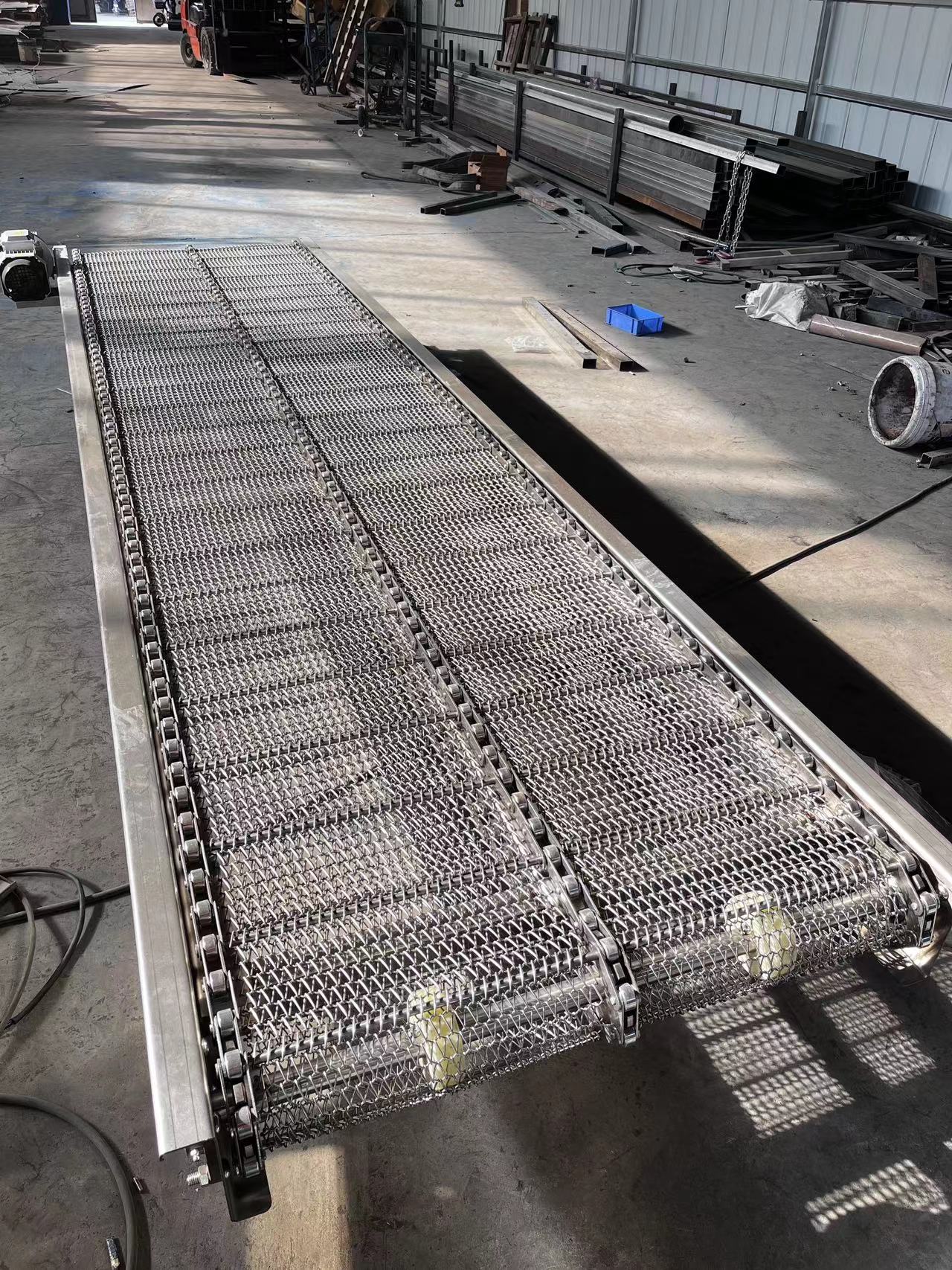 德州市链板输送机  链板提升机网带输送机 不锈钢网带输送机厂家