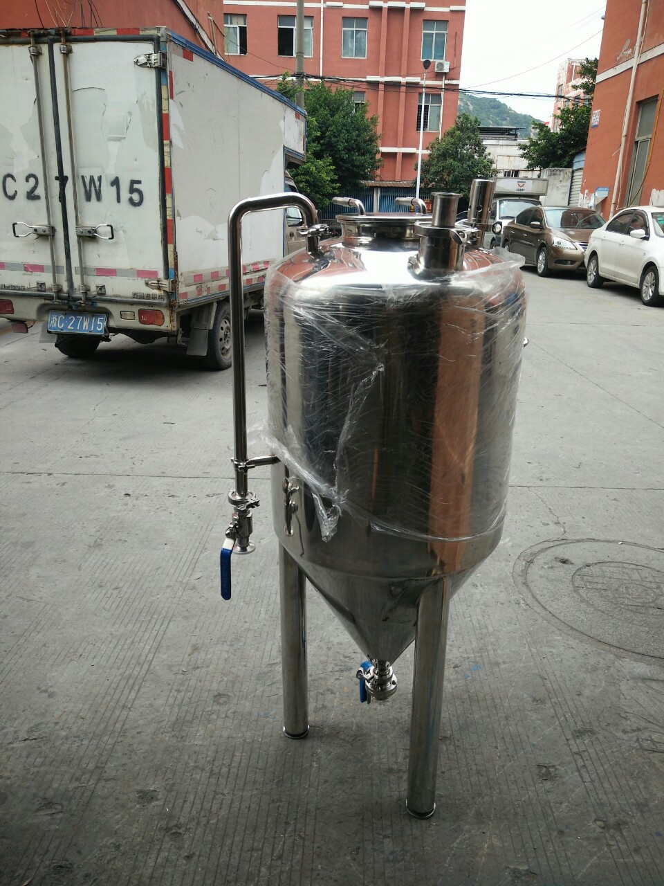 发酵罐供应 304不锈钢恒温设备定制 水果锥形酿酒设备罐厂家图片